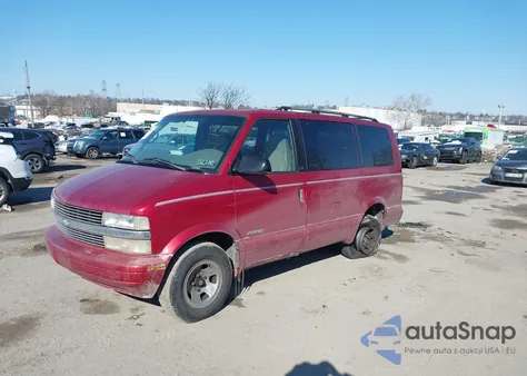 1998 Chevrolet Astro z USA, uszkodzony, nr VIN 1GNDM19W2WB213426